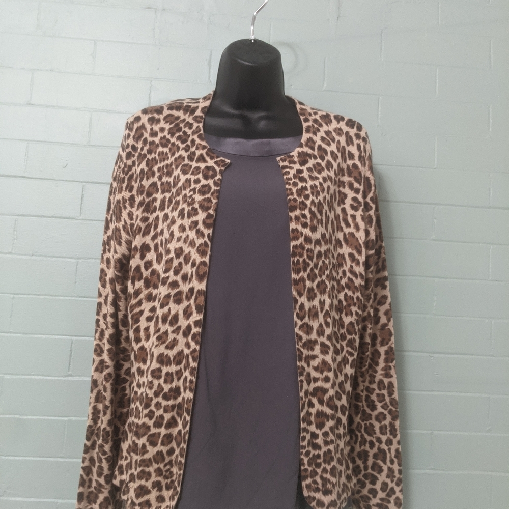 Talbots cashmere blend cardigan leopard print M